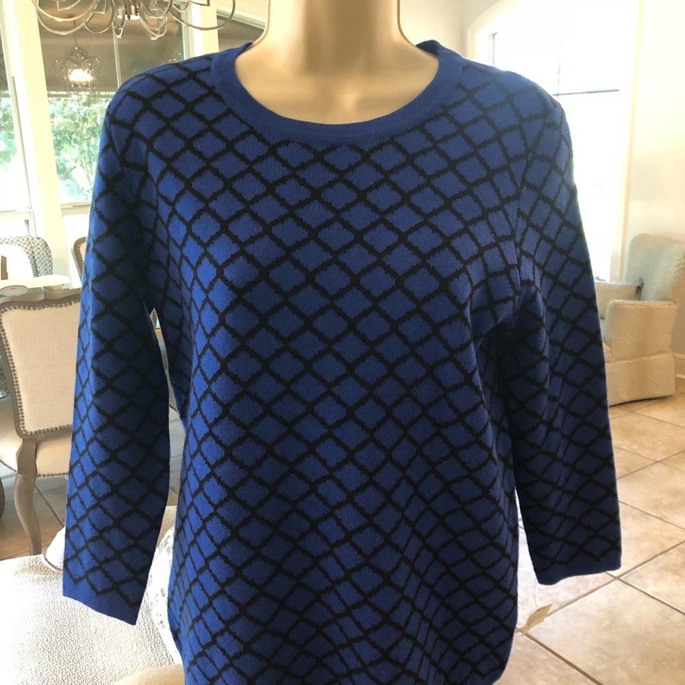 Liz Claiborne NWT 3/4 length sleeve sweater.